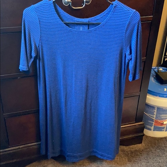 Worn once Simple dress from Buckle - Picture 2 of 5